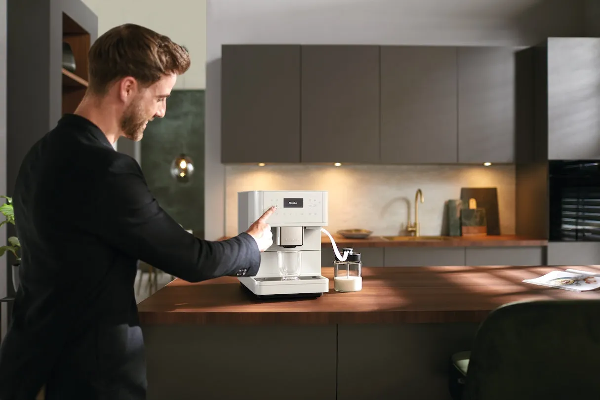 Miele CM 6160 MilkPerfection Countertop Coffee Machine with WiFi