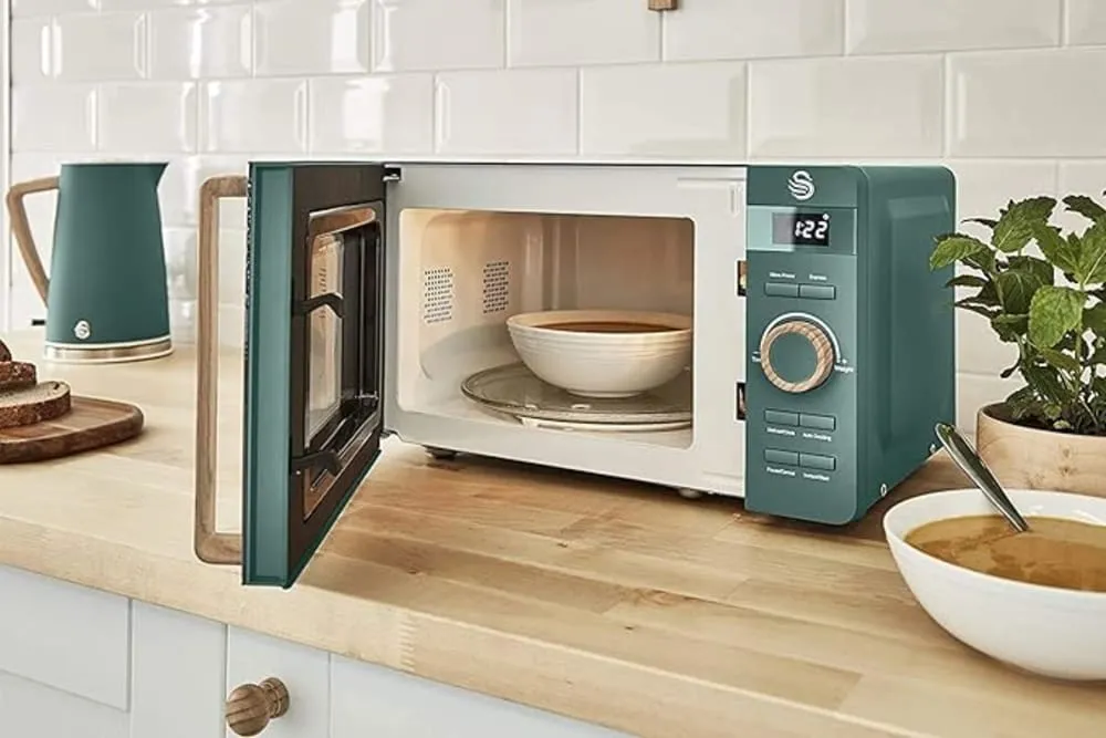 Swan 20L Nordic Digital Microwave